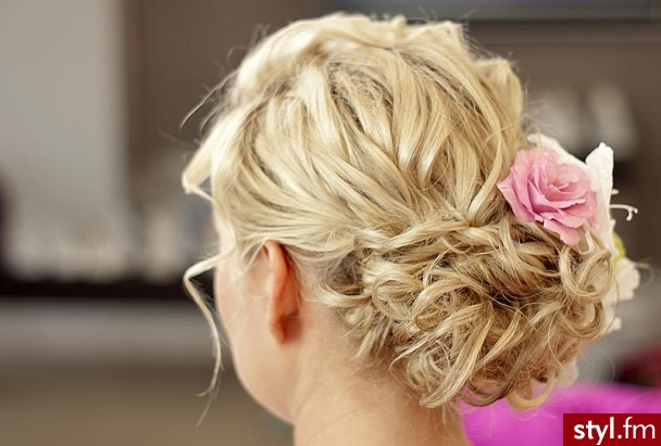 Blond Upięcie Kręcone Ślubne Długie Fryzury