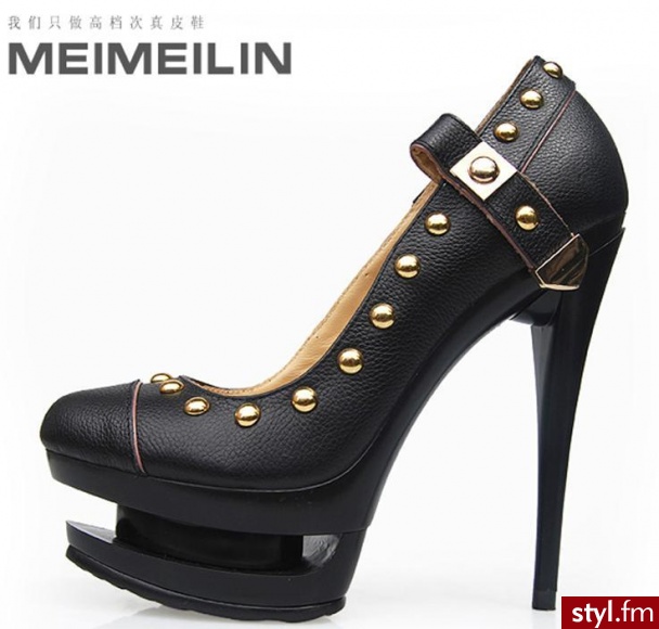 Pozostałe Buty Moda