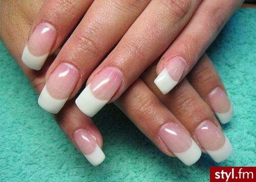 Autor: iga4 odnowa french<beat>. Autor: <b>iga4</b><br /> odnowione pazurki,french permanentny - Paznokcie