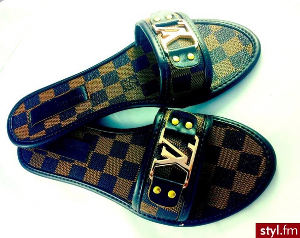 Klapki Buty Moda
