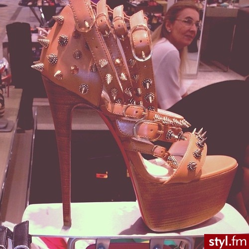 Szpilki Buty Moda