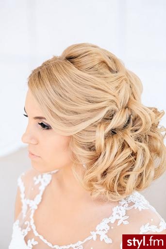 Blond Upięcie Kręcone Ślubne Długie Fryzury