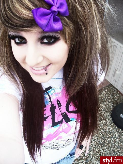 EMO Alternatywne Średnie Fryzury