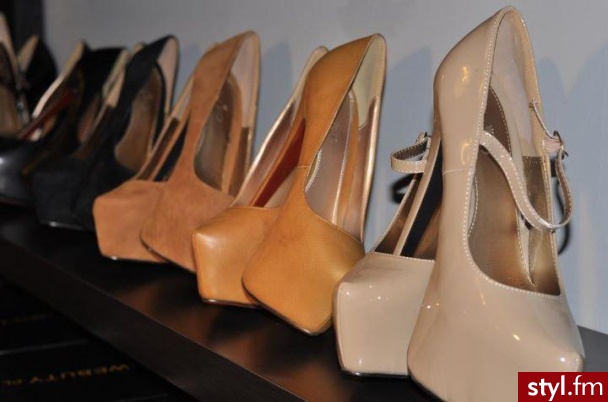 Szpilki Buty Moda