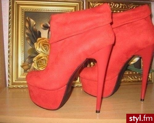 Szpilki Buty Moda