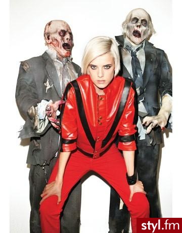 Agyness Deyn wersja Michael Jackson 

6zdjęć - Moda uliczna Inne Moda