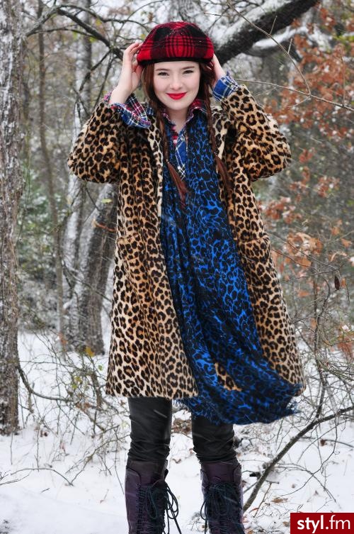 Jeżeli zdjęcie znajduje się już w galerii poproszę o link - Moda uliczna Inne Moda