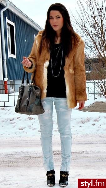 ^^. Jeżeli zdjęcie znajduje się już w galerii poproszę o link - Moda uliczna Inne Moda