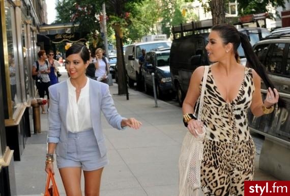 zaxhwycająca Kourtney;) - Moda uliczna Inne Moda