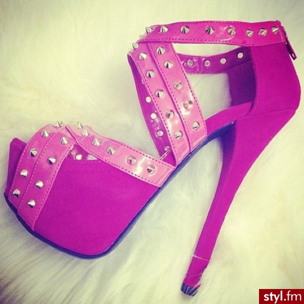 Szpilki Buty Moda