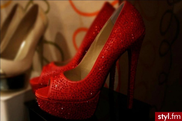 Szpilki Buty Moda