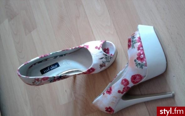 Szpilki Buty Moda
