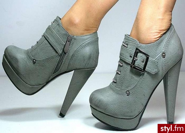 Pozostałe Buty Moda