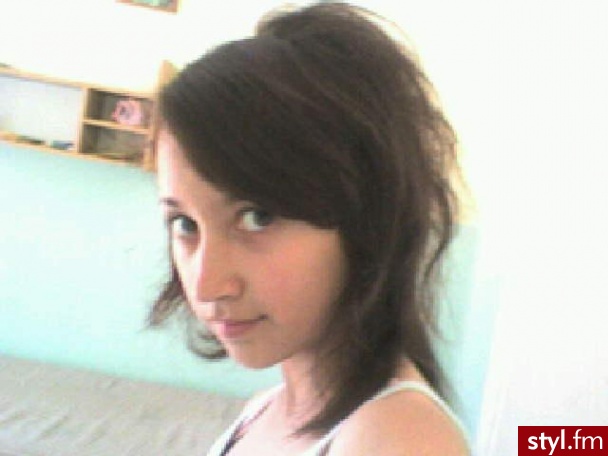 Średnie Fryzury