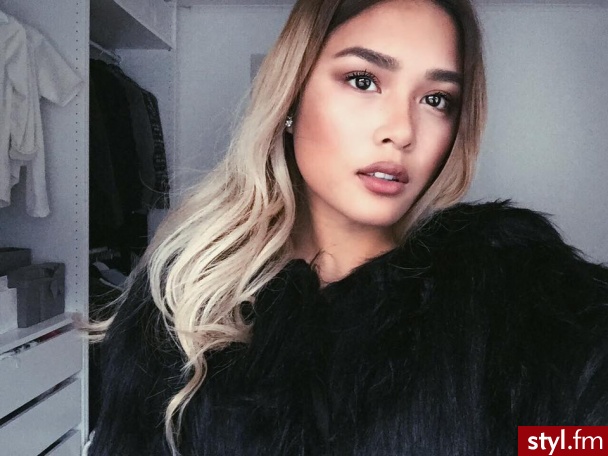 Blond Rozpuszczone Kręcone Na co dzień Średnie Fryzury