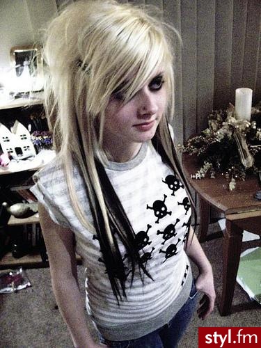 EMO Alternatywne Średnie Fryzury