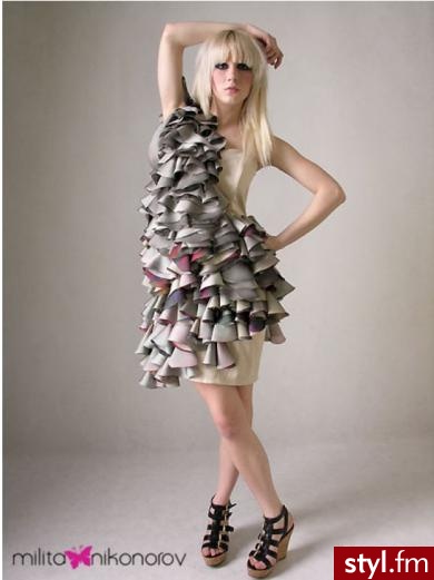 sukienka. Milita 2 600 zł - Pozostałe Ciuchy Moda