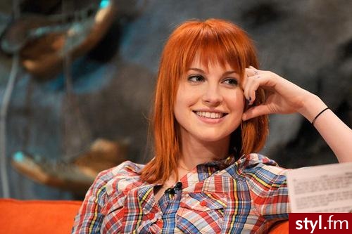Hayley Williams - Średnie Fryzury
