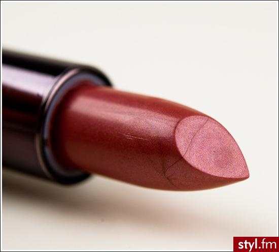 CoverGirl Hypnotic Lip Perfection Lipcolor - Dzienne Makijaże