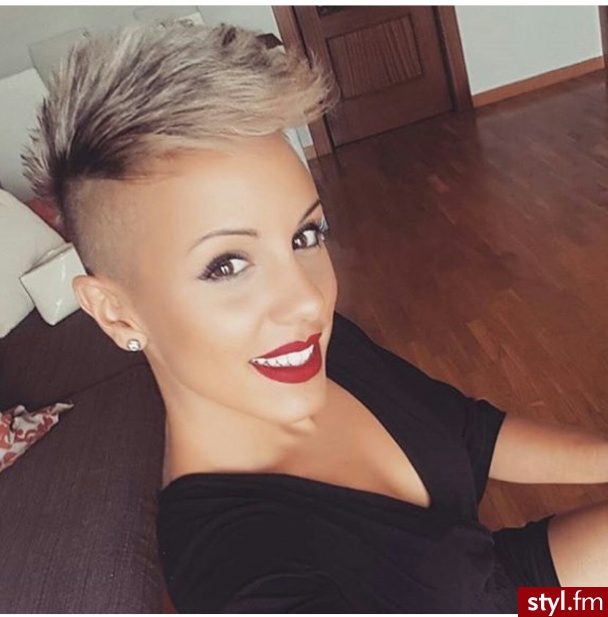 Krótkie Fryzury