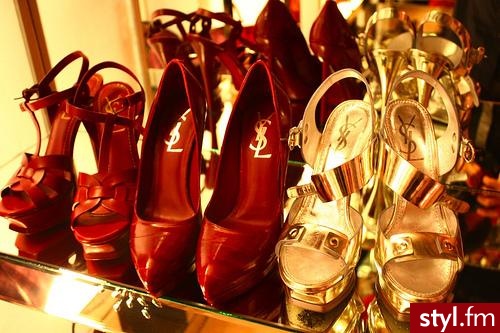 Jest już ? Jeżeli tak podaj link. - Pozostałe Buty Moda