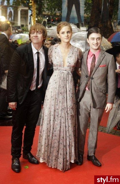 Emma Watsone. Emma Watson na premierze filmu \"Harry Potter i Książe Półkrwi\" - Pozostałe Ciuchy Moda