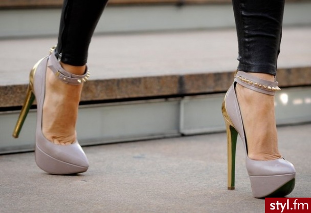 Szpilki Buty Moda