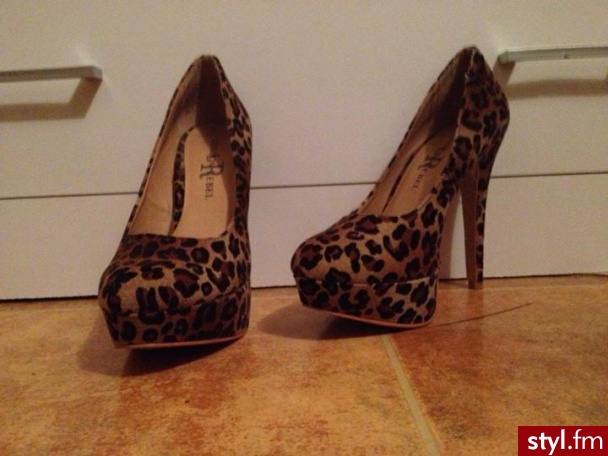 Szpilki Buty Moda