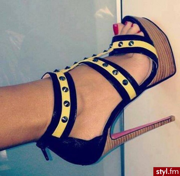 Szpilki Buty Moda