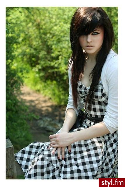 EMO Alternatywne Średnie Fryzury