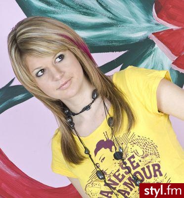 Średnie Fryzury