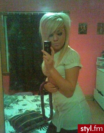 Średnie Fryzury