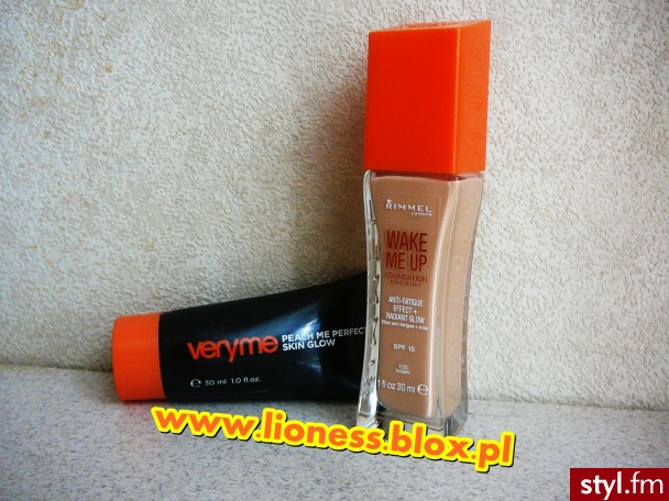 Więcej informacji o tych kosmetykach znajdziecie w FILMIKU: http://www.youtube.com/watch?v=sI9_3IxY7uo jak i w NOTCE NA BLOGU: http://lioness.blox.pl/2013/10/Kilka-slow-o-moich-obecnych-podkladach.html - Kosmetyki