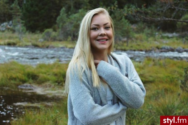 Blond Rozpuszczone Proste Na co dzień Długie Fryzury