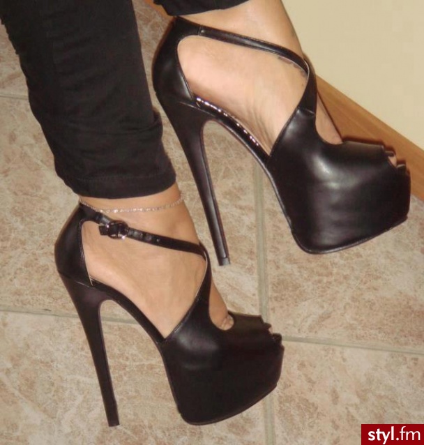 Pozostałe Buty Moda