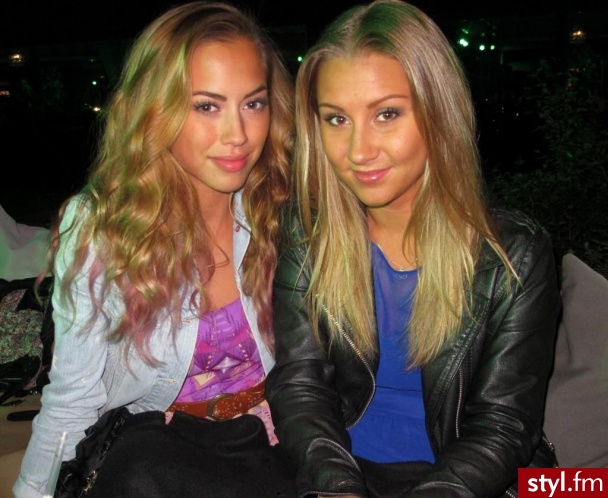 Blond Rozpuszczone Kręcone Na co dzień Średnie Fryzury