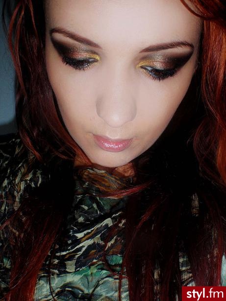 Smokey eye powraca - Makijaże