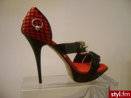 Pozostałe Buty Moda