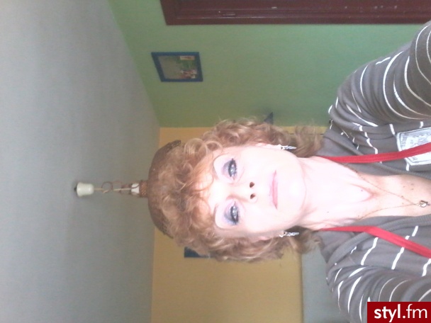 Średnie Fryzury