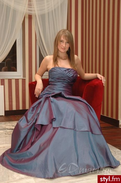 Znalezione w necie :) jak jest to pisać :) - Suknie ślubne Ślub Moda