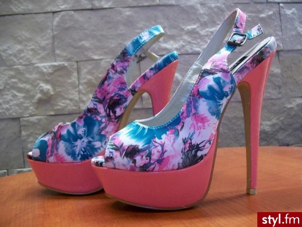 Szpilki Buty Moda