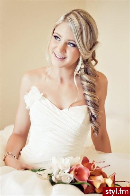 Blond Upięcie Kręcone Ślubne Długie Fryzury