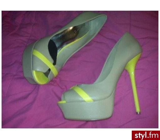 Szpilki Buty Moda