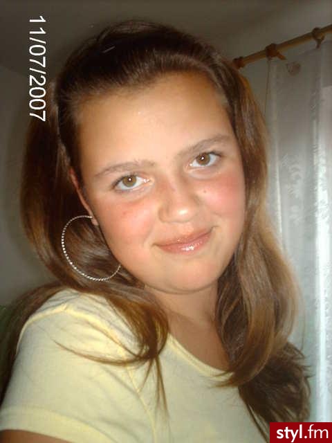 Średnie Fryzury