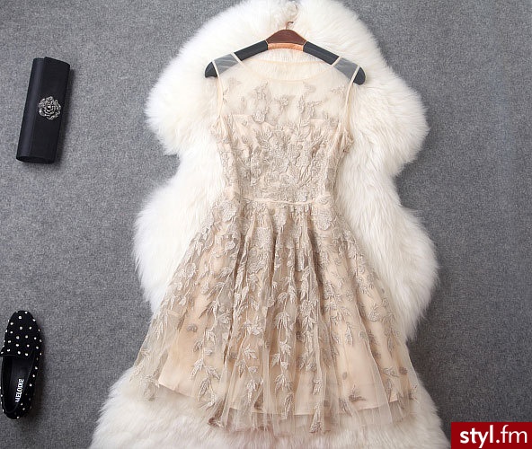 Pozostałe Sukienki Moda