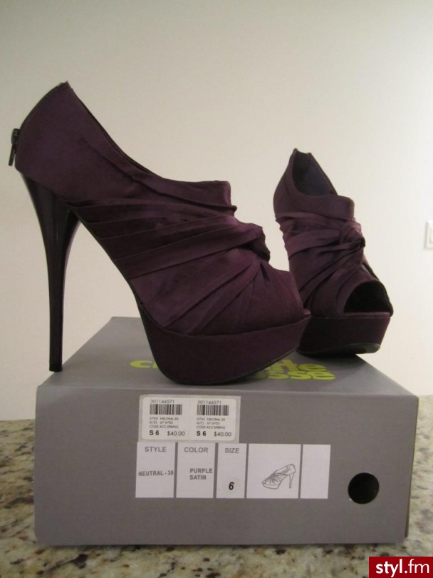 Szpilki Buty Moda