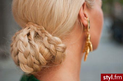 Blond Warkocze Proste Wieczorowe Krótkie Fryzury