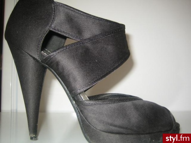 Buty. H&M - Pozostałe Buty Moda