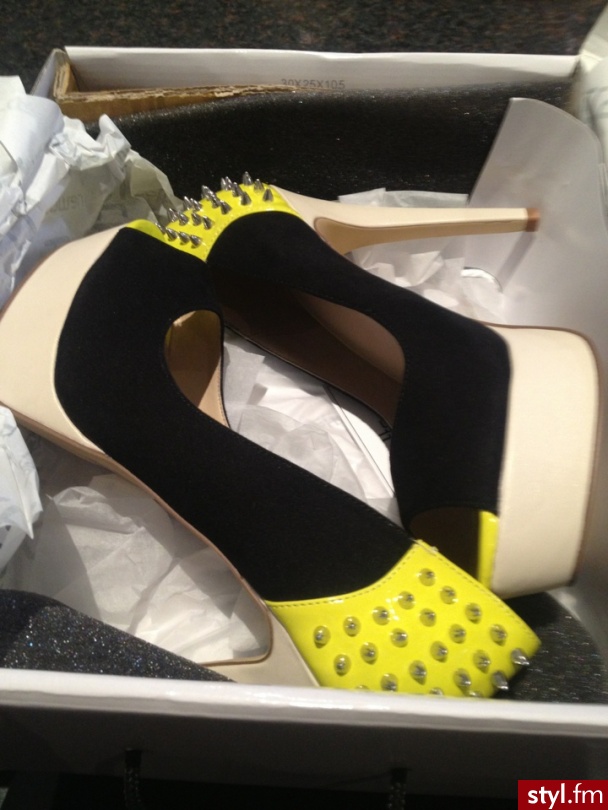 Szpilki Buty Moda