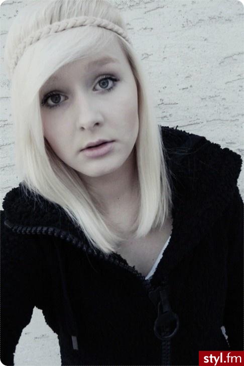 Średnie Fryzury